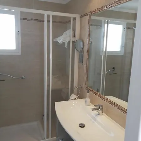 Casa Romero - Beautiful Villa, Corner By Pools,resort Facilities, Full Kitchen, 3 Terraces, Internet