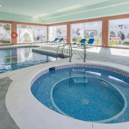 Casa Romero - Beautiful Villa, Corner By Pools,resort Facilities, Full Kitchen, 3 Terraces, Internet Villa Marbella