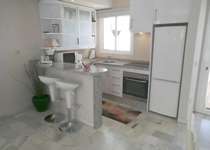 Casa Romero - Beautiful Villa, Corner By Pools,resort Facilities, Full Kitchen, 3 Terraces, Internet Willa Marbella