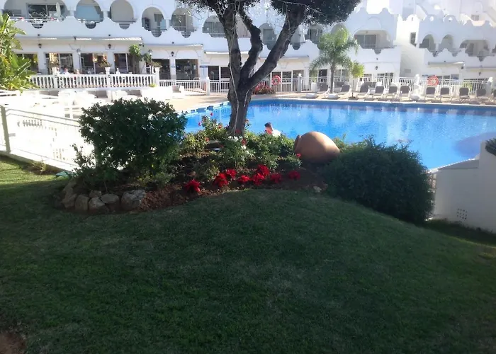 Casa Romero - Beautiful Villa, Corner By Pools,resort Facilities, Full Kitchen, 3 Terraces, Internet Marbella